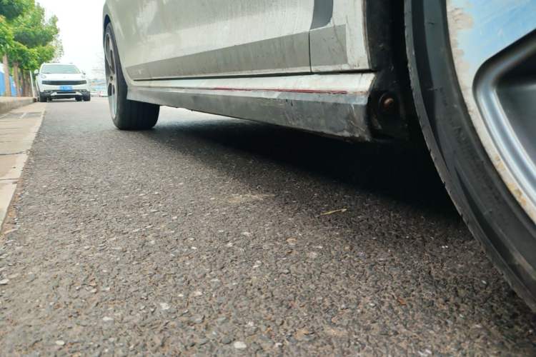 Used Volkswagen Golf 2016 1.4 TSI 25th Anniversary Edition Right Side Sill