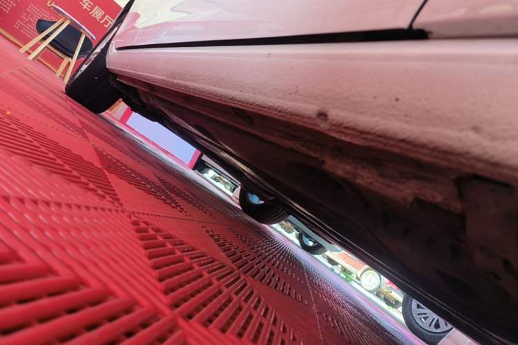 Used Volkswagen Golf 2016 230TSI Automatic Comfort Version Right Side Sill