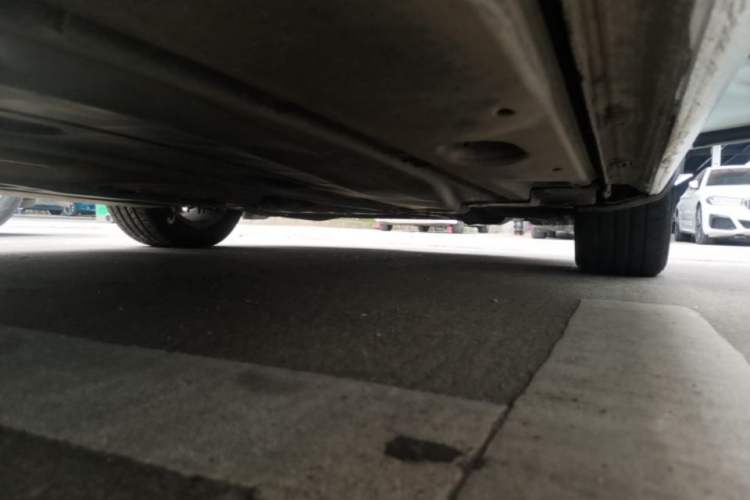 Used Volkswagen Golf 2016 230TSI Automatic Luxury Version Right Side Sill