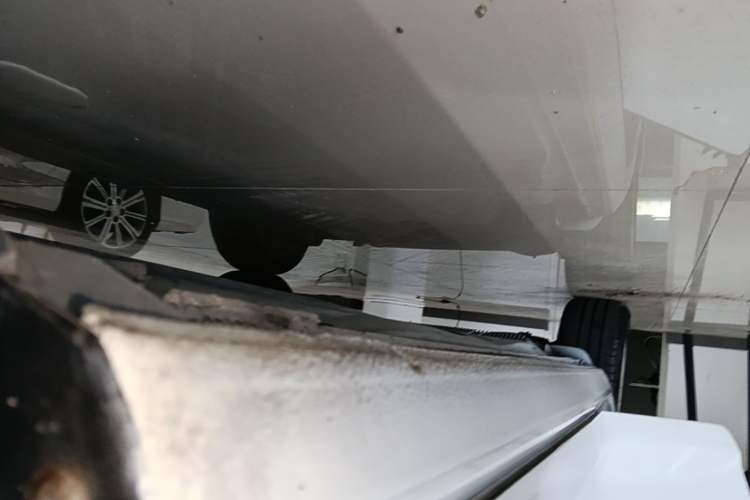 Used Volkswagen Golf 2016 1.6L Automatic Comfort Model Right Side Sill