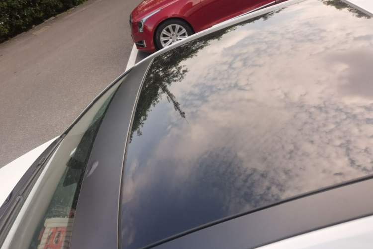 Used Volkswagen Golf 2016 1.6L Automatic Comfort Model Roof