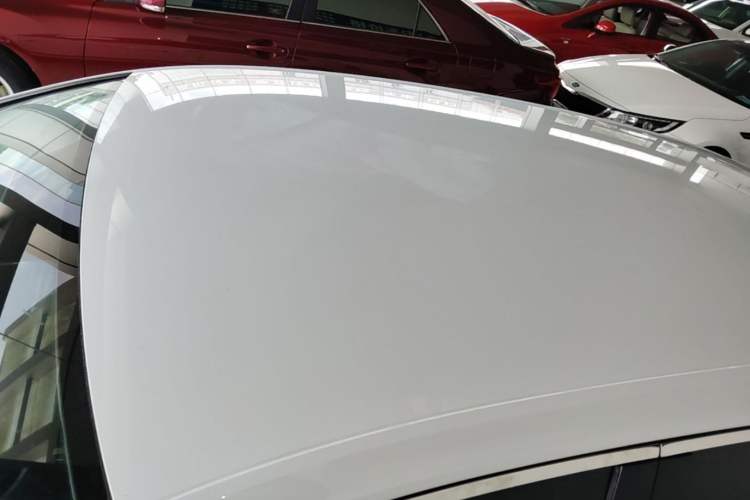 Used Volkswagen Golf 2016 1.6L Automatic Fashion Model Roof