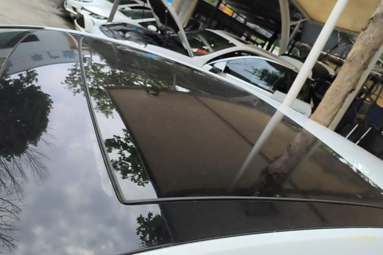 Used Volkswagen Golf 2016 230TSI Automatic Comfort Version Roof