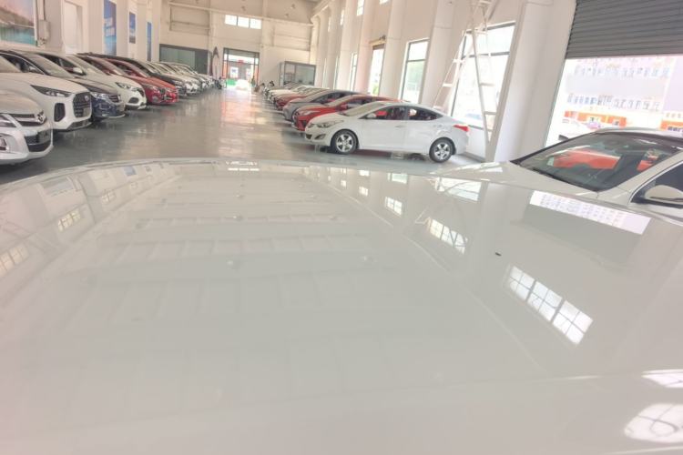 Used Volkswagen Golf 2016 1.6L Automatic Fashion Model Roof