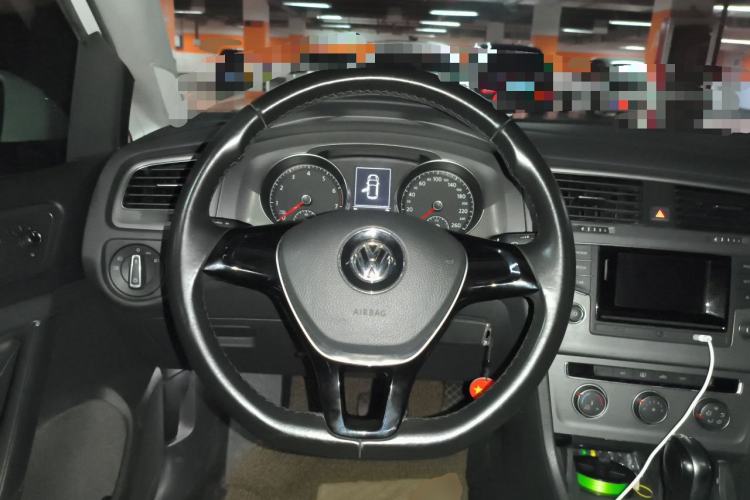 Used Volkswagen Golf 2016 230TSI Automatic Comfort Version Steering Wheel