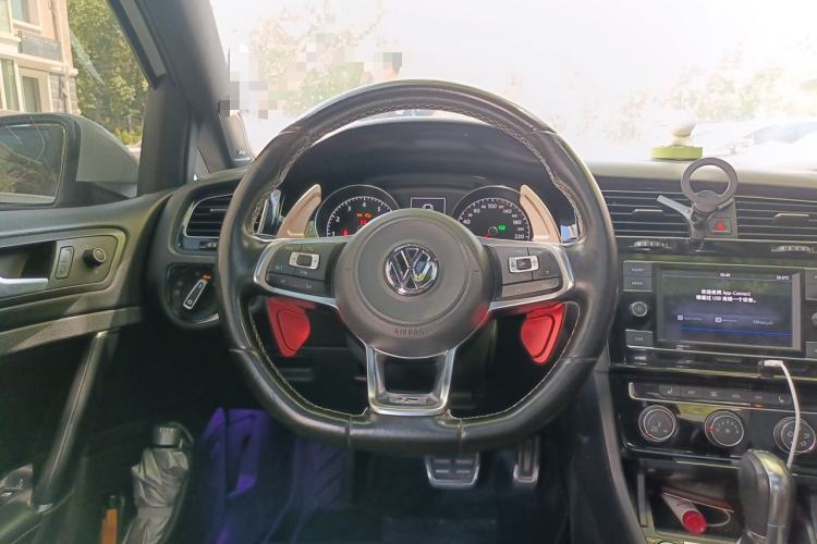 Used Volkswagen Golf 2016 1.4TSI Automatic R-Line Steering Wheel