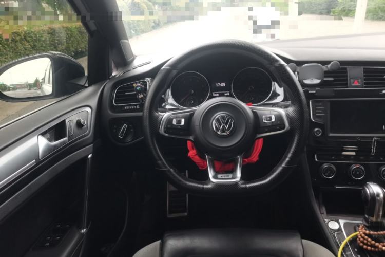 Used Volkswagen Golf 2016 1.4TSI Automatic R-Line Steering Wheel