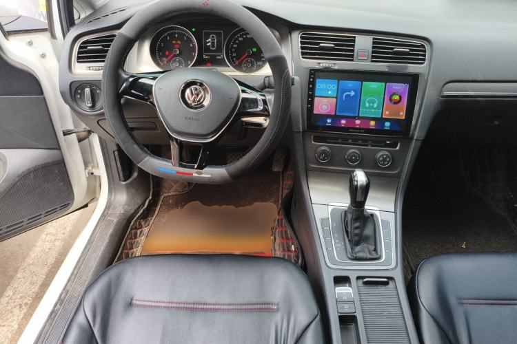 Used Volkswagen Golf 2016 1.6L Automatic Comfort Model Steering Wheel