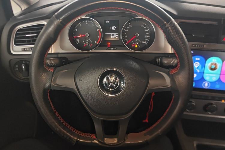 Used Volkswagen Golf 2016 1.6L Manual Fashion Edition Steering Wheel