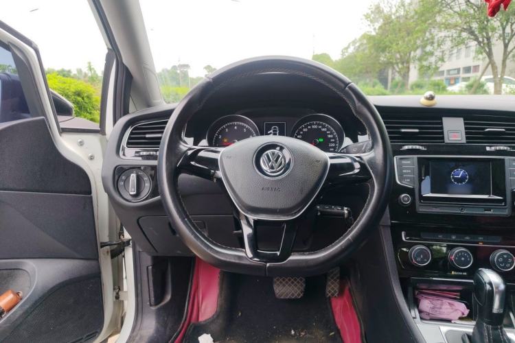 Used Volkswagen Golf 2016 1.4 TSI 25th Anniversary Edition Steering Wheel