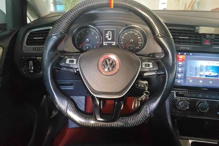Used Volkswagen Golf 2016 230TSI Manual Comfort Version Steering Wheel