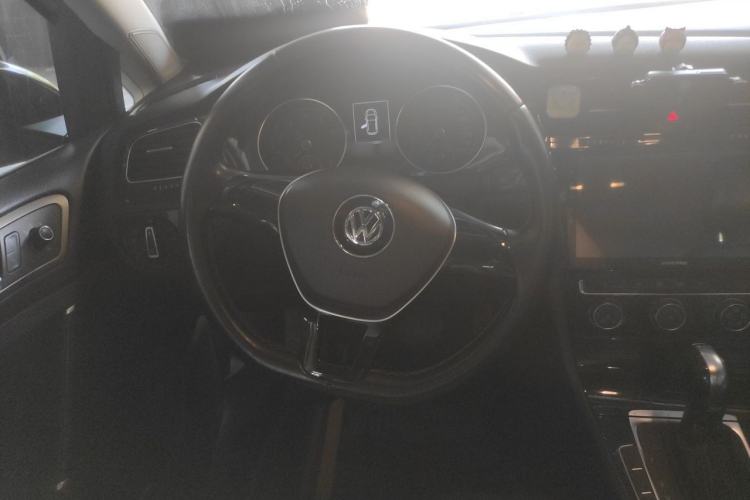 Used Volkswagen Golf 2016 1.4 TSI 25th Anniversary Edition Steering Wheel