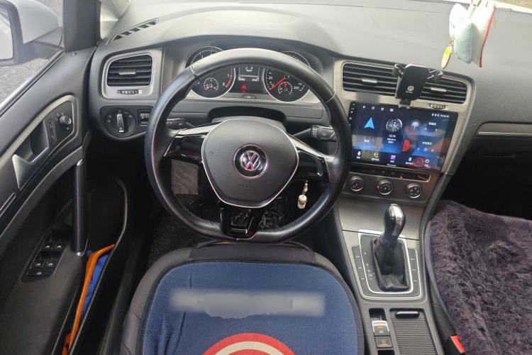Used Volkswagen Golf 2016 1.6L Automatic Comfort Model Steering Wheel