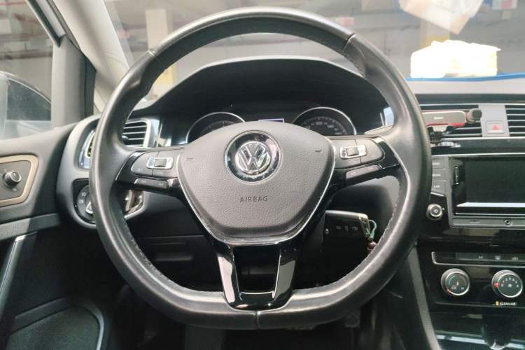 Used Volkswagen Golf 2016 1.4 TSI 25th Anniversary Edition Steering Wheel