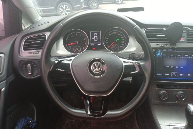 Used Volkswagen Golf 2016 1.6L Automatic Comfort Model Steering Wheel