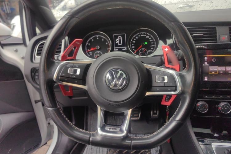 Used Volkswagen Golf 2016 1.4TSI Automatic R-Line Steering Wheel