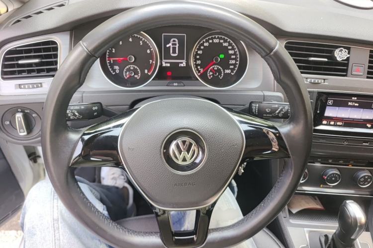 Used Volkswagen Golf 2016 1.6L Automatic Comfort Model Steering Wheel