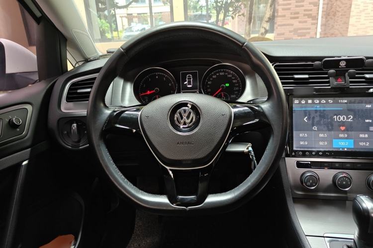 Used Volkswagen Golf 2016 230TSI Automatic Comfort Version Steering Wheel