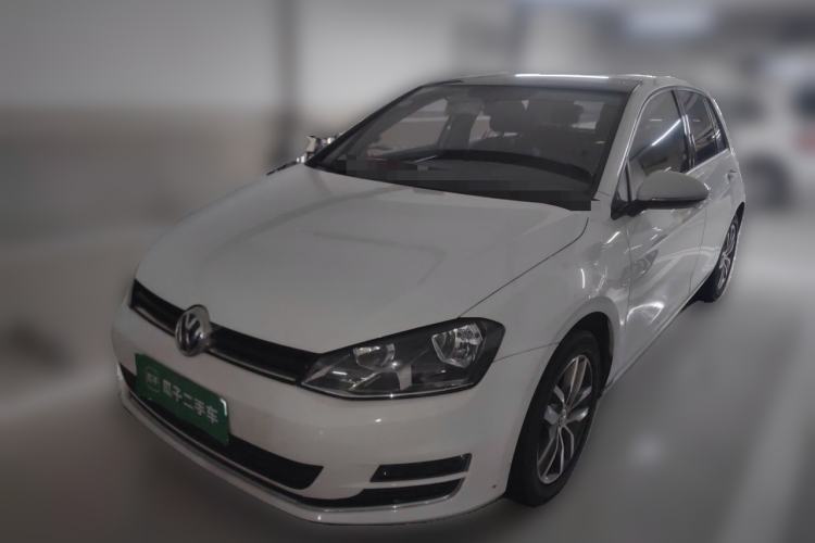 Used Volkswagen Golf 2016 230TSI Automatic Luxury Version Guazi used car, China used car export, Used car for sale, Used cars, Cheapest cars for sale