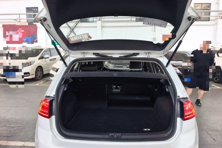 Used Volkswagen Golf 2016 280TSI Automatic Flagship Model Trunk