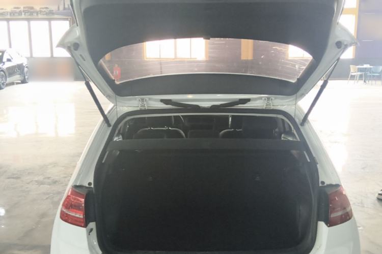 Used Volkswagen Golf 2016 230TSI Automatic Comfort Version Trunk