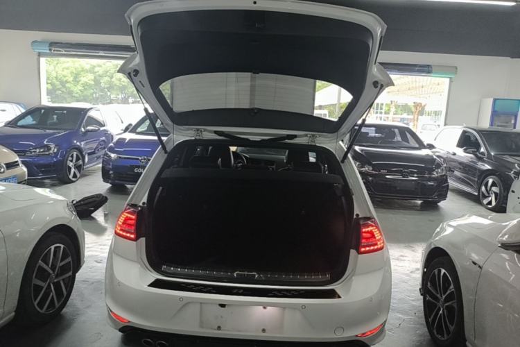 Used Volkswagen Golf 2016 1.4TSI Automatic R-Line Trunk