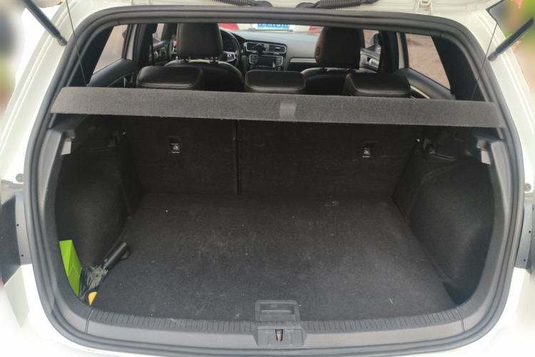Used Volkswagen Golf 2016 1.4TSI Automatic R-Line Trunk