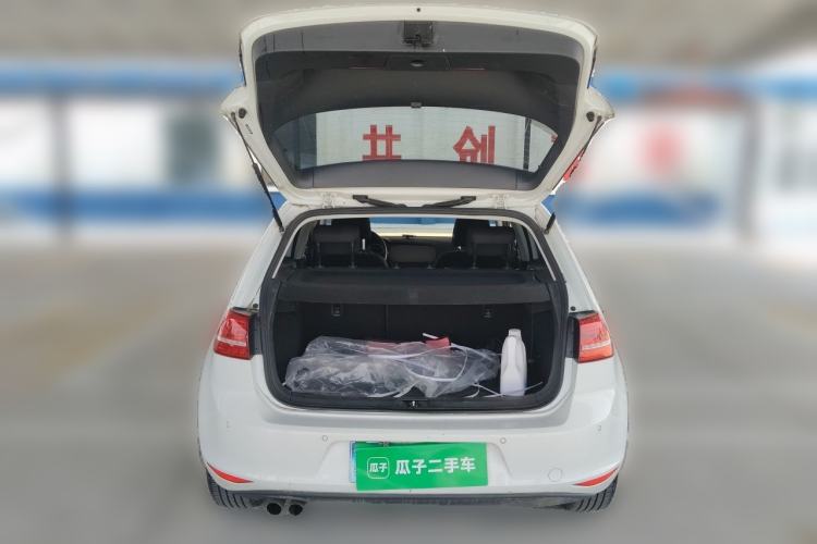 Used Volkswagen Golf 2016 230TSI Automatic Comfort Version Trunk