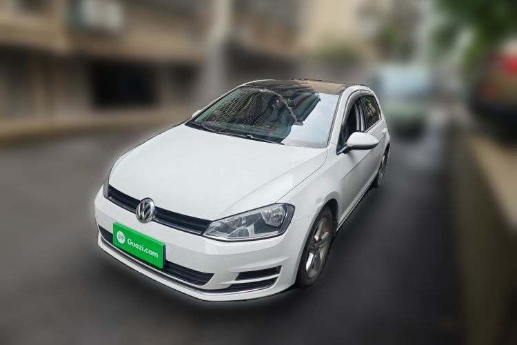 Used Volkswagen Golf 2016 1.6L Automatic Comfort Model Guazi used car, China used car export, Used car for sale, Used Volkswagen cars, Cheapest cars for sale