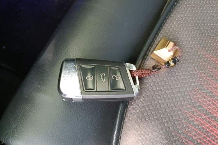 Used Volkswagen Golf 2016 1.4TSI Automatic R-Line Vehicle Key