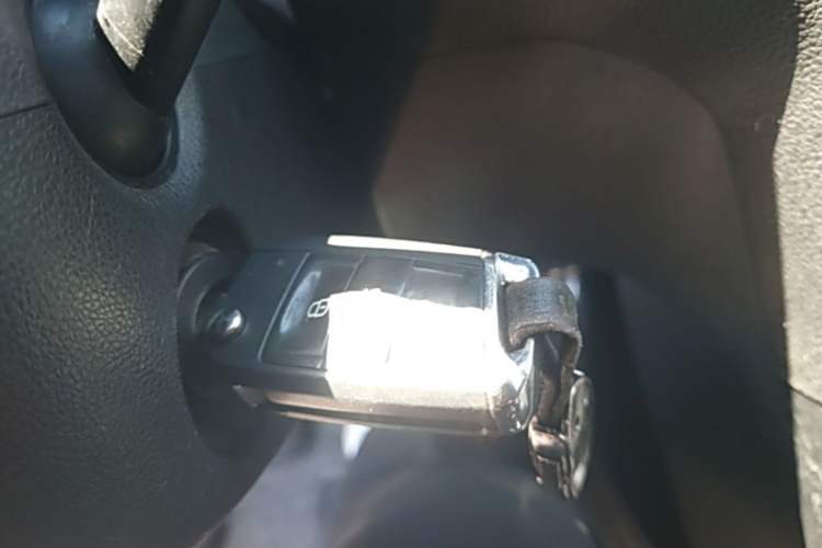 Used Volkswagen Golf 2016 230TSI Automatic Comfort Version Vehicle Key
