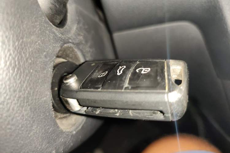 Used Volkswagen Golf 2016 1.6L Automatic Comfort Model Vehicle Key