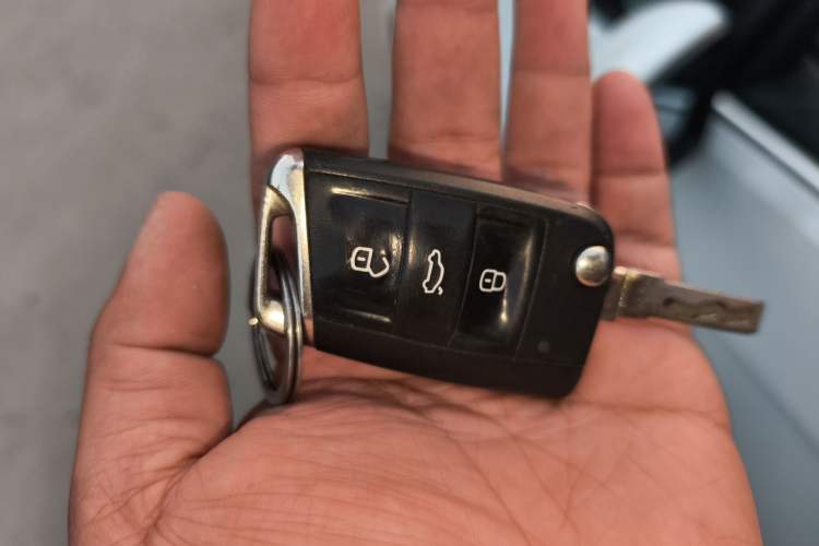 Used Volkswagen Golf 2016 230TSI Automatic Comfort Version Vehicle Key