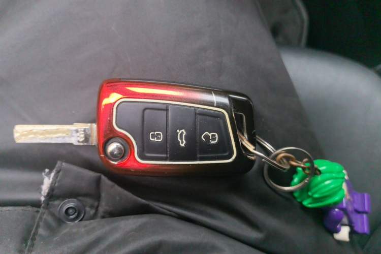 Used Volkswagen Golf 2016 1.6L Automatic Comfort Model Vehicle Key