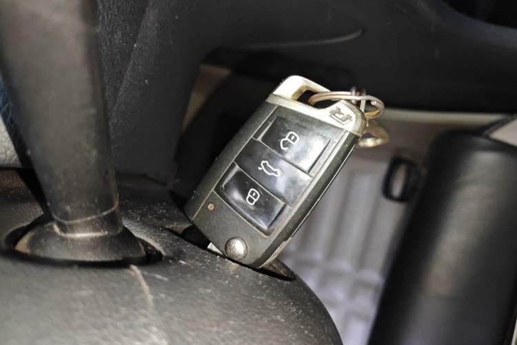 Used Volkswagen Golf 2016 1.4TSI Automatic R-Line Vehicle Key