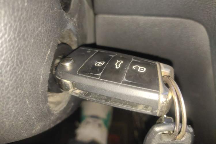 Used Volkswagen Golf 2016 230TSI Automatic Comfort Version Vehicle Key