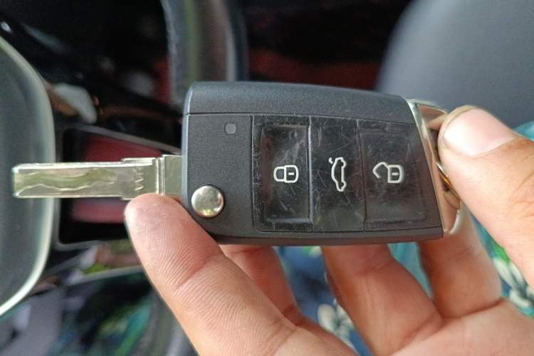 Used Volkswagen Golf 2016 230TSI Automatic Comfort Version Vehicle Key