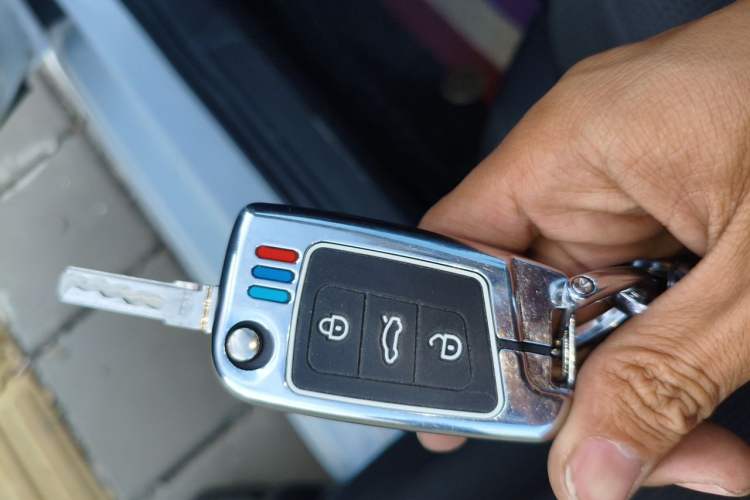 Used Volkswagen Golf 2016 230TSI Automatic Comfort Version Vehicle Key