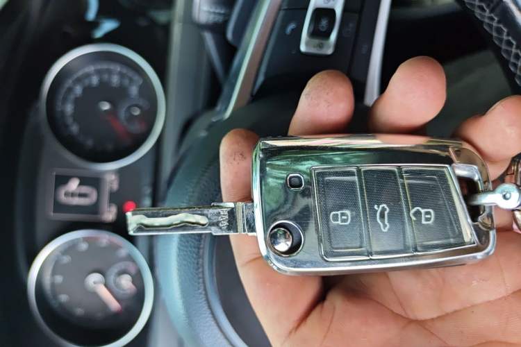 Used Volkswagen Golf 2016 1.4TSI Automatic R-Line Vehicle Key