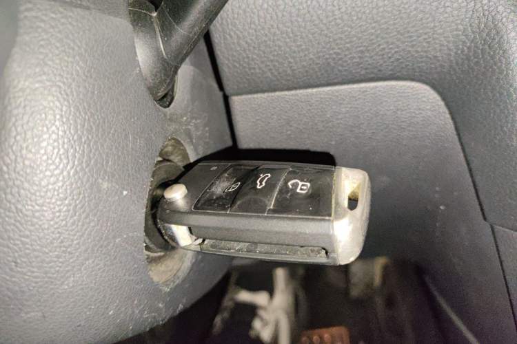 Used Volkswagen Golf 2016 230TSI Automatic Comfort Version Vehicle Key