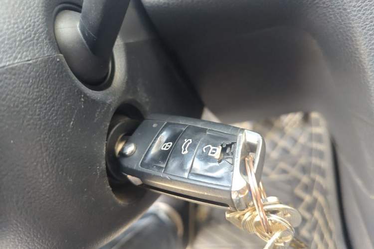 Used Volkswagen Golf 2016 230TSI Automatic Comfort Version Vehicle Key