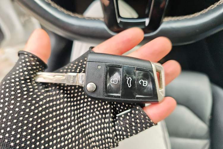 Used Volkswagen Golf 2016 1.4 TSI 25th Anniversary Edition Vehicle Key