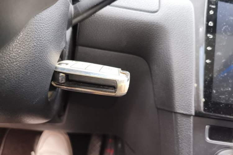 Used Volkswagen Golf 2016 1.6L Automatic Comfort Model Vehicle Key