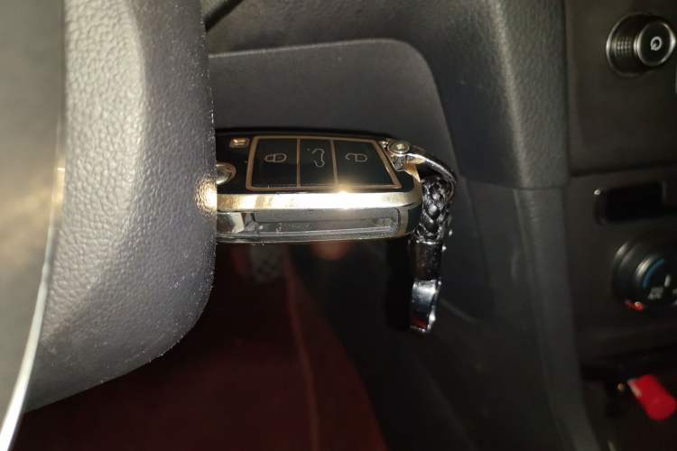Used Volkswagen Golf 2016 230TSI Automatic Comfort Version Vehicle Key
