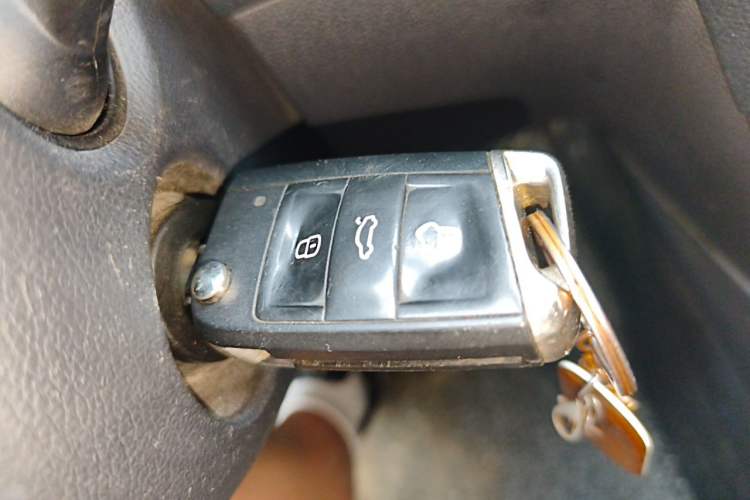 Used Volkswagen Golf 2016 230TSI Automatic Comfort Version Vehicle Key