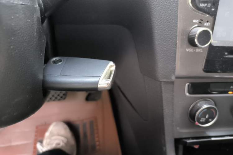 Used Volkswagen Golf 2016 230TSI Automatic Comfort Version Vehicle Key
