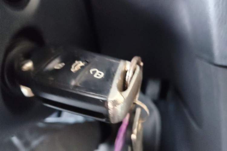 Used Volkswagen Golf 2016 230TSI Automatic Comfort Version Vehicle Key