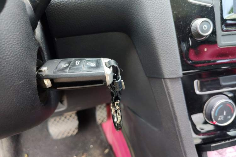 Used Volkswagen Golf 2016 1.4 TSI 25th Anniversary Edition Vehicle Key
