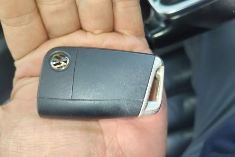 Used Volkswagen Golf 2016 1.4TSI Automatic R-Line Vehicle Key