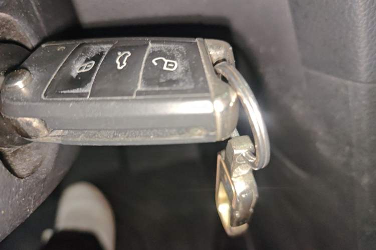 Used Volkswagen Golf 2016 1.6L Automatic Comfort Model Vehicle Key